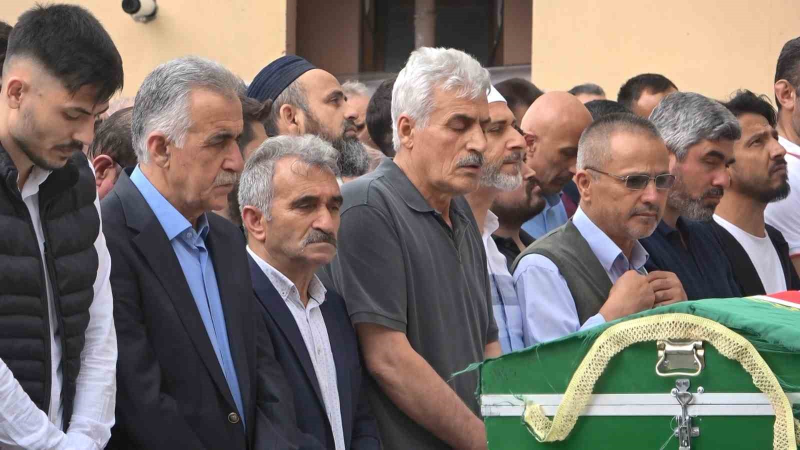 KAYINPEDERİ TARAFINDAN ÖLDÜRÜLEN ALİ GÜRBÜZ SON YOLCULUĞUNA UĞURLANDI