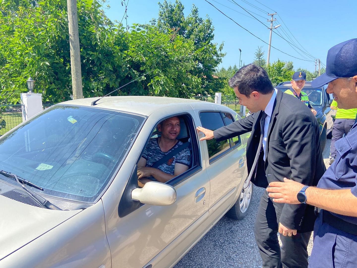 KURBAN BAYRAMI ÖNCESİ MANYAS’TA İLÇE KAYMAKAMI KORAY ÇELİK’İN DE KATILDIĞI