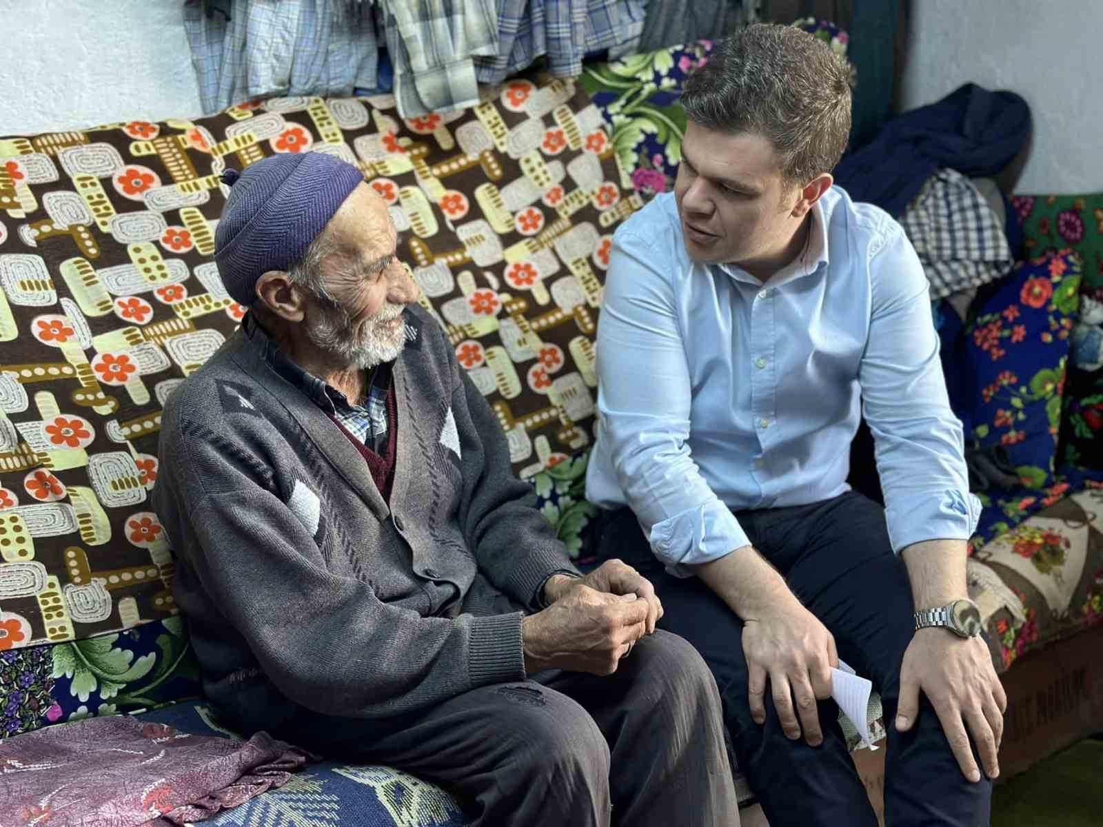 KAYMAKAM KARALOĞLU, HEM KÖYLERİ GEZİYOR, HEM DE SORUNLARI DİNLİYOR