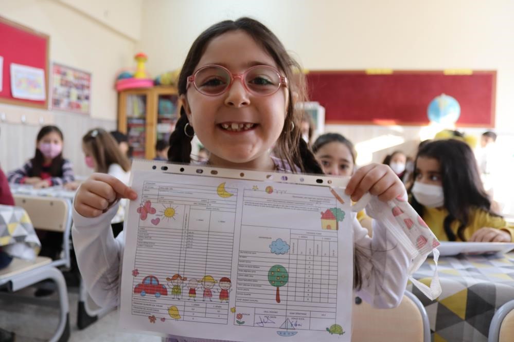 2022-2023 EĞİTİM ÖĞRETİM YILININ YARIN SONA ERMESİYLE KAYSERİ'DE 340 BİN