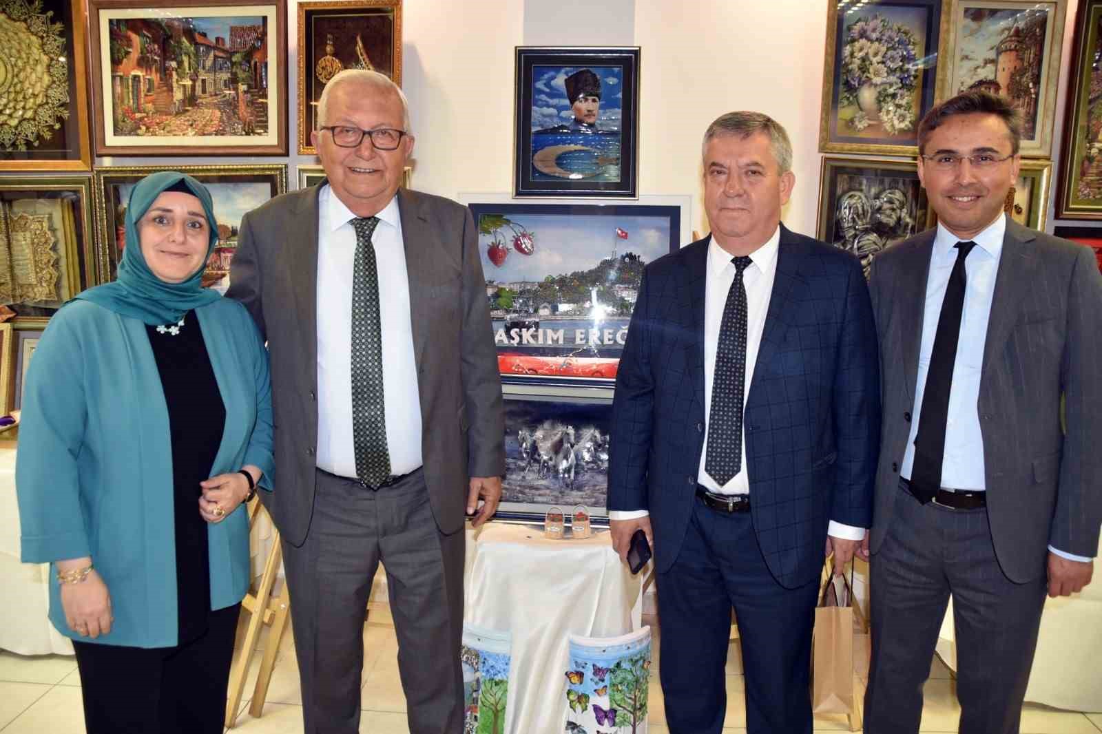 KDZ. EREĞLİ İLÇESİNDE HALK EĞİTİM MERKEZİ’NİN AÇTIĞI KURSLARDA EĞİTİM GÖREN