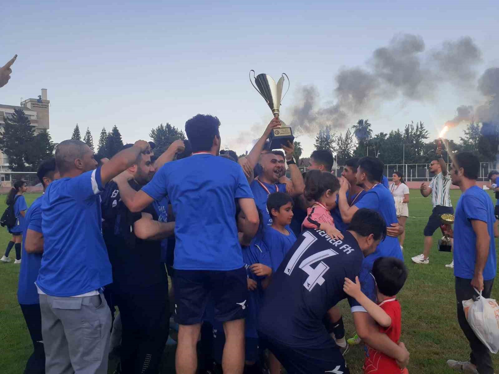 BÜYÜKLER 2. AMATÖR KÜME 1. GRUP'TA MÜCADELE EDEN VE KEMER'İN