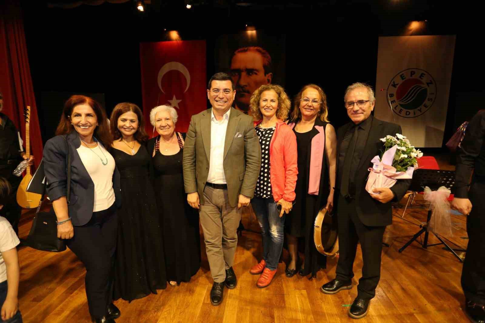 KEPEZ BELEDİYE BAŞKANI HAKAN TÜTÜNCÜ, ÇOĞUNLUĞU EMEKLİ VE ÇALIŞAN ÖĞRETMENLERDEN