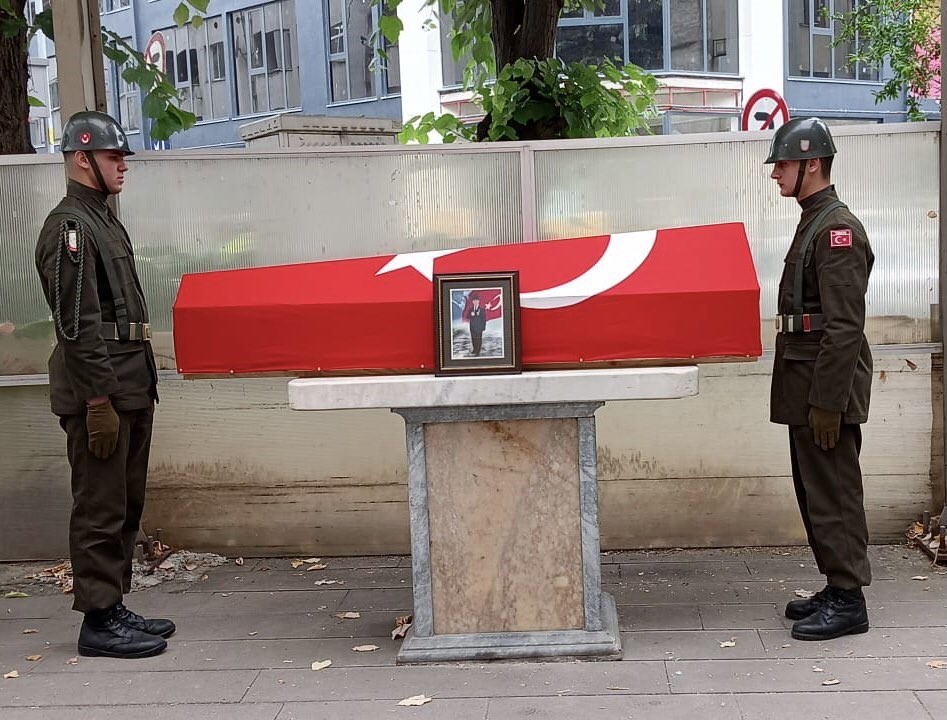 TÜRKİYE MUHARİP GAZİLER DERNEĞİ DÜZCE ŞUBESİ KURUCULARINDAN 74 YAŞINDAKİ KIBRIS