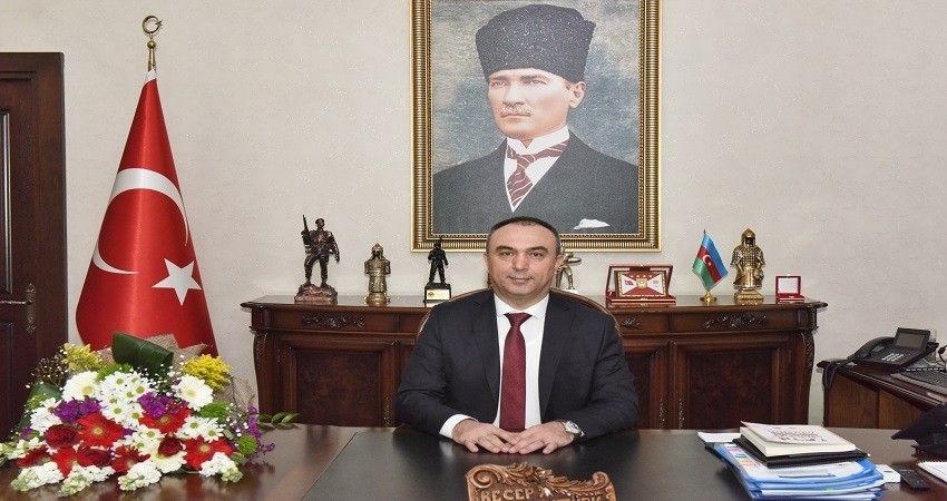 KİLİS’TE GÖREV YAPMAKTAN MUTLULUK VE ONUR DUYDUĞUNU DİLE GETİREN VALİ