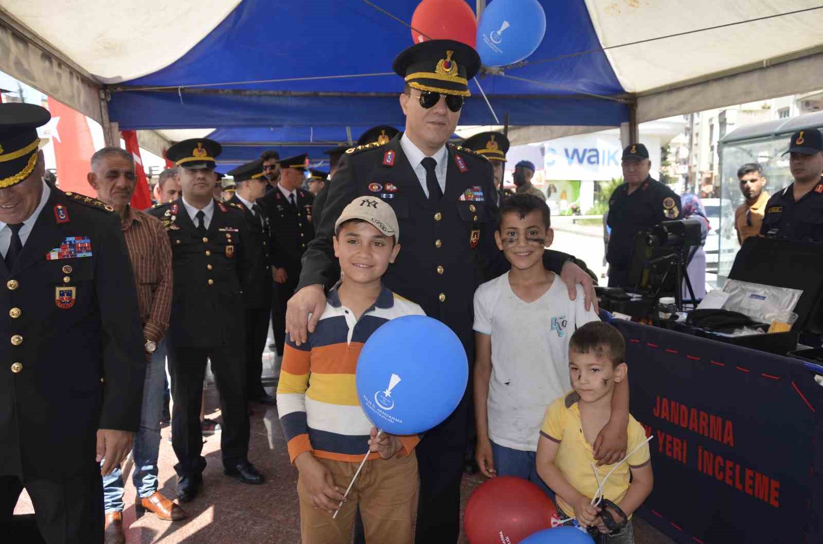 KİLİS’TE JANDARMA TEŞKİLATI'NIN 184. KURULUŞ YIL DÖNÜMÜ DOLAYISIYLA TÖREN DÜZENLENDİ.