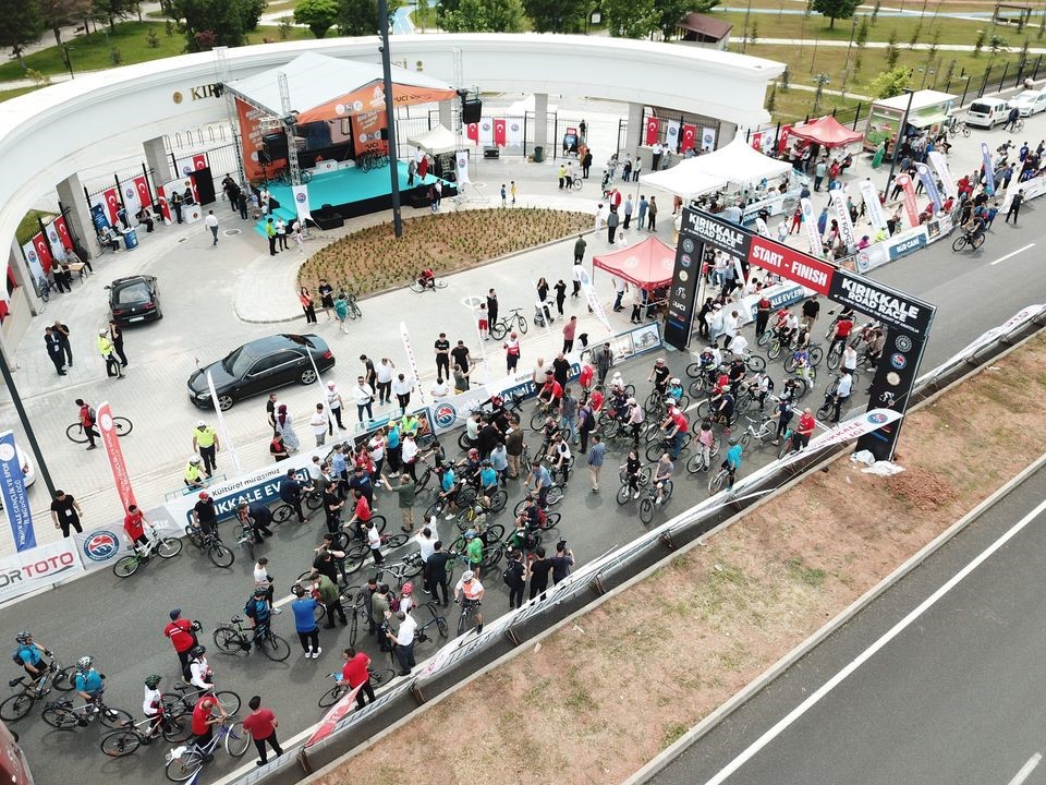 ROAD RACE KIRIKKALE 2.2 UCI BİSİKLET YARIŞLARININ 2. GÜNÜNDE, VATANDAŞLARIN