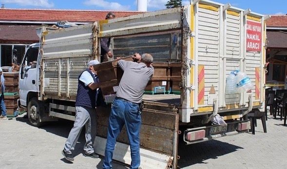 "TRAKYA ARISI İÇİN KOVANINA SAHİP ÇIK PROJESİ" ÇERÇEVESİNDE DEMİRKÖY İLÇESİNDE