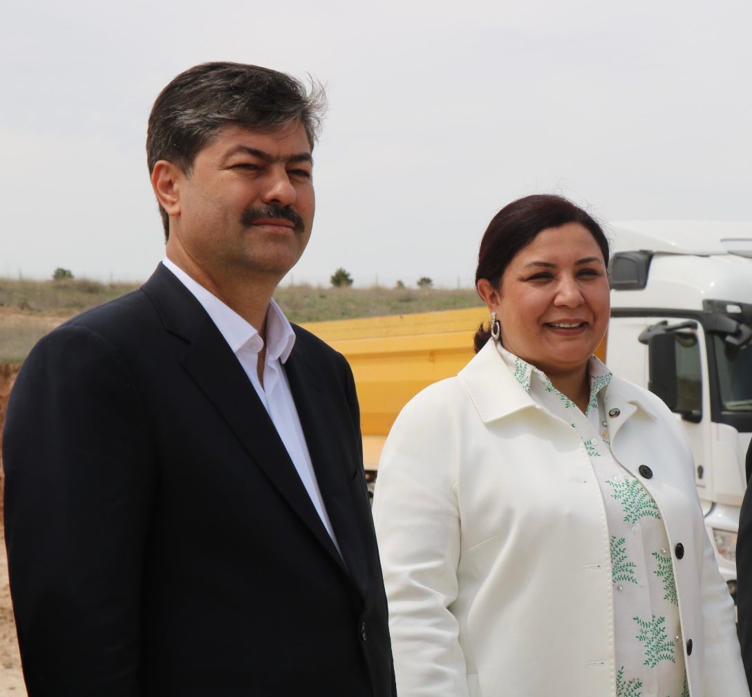 AK PARTİ İL BAŞKANI SEHER ÜNSAL VE MİLLETVEKİLİ NECMETTİN ERKAN