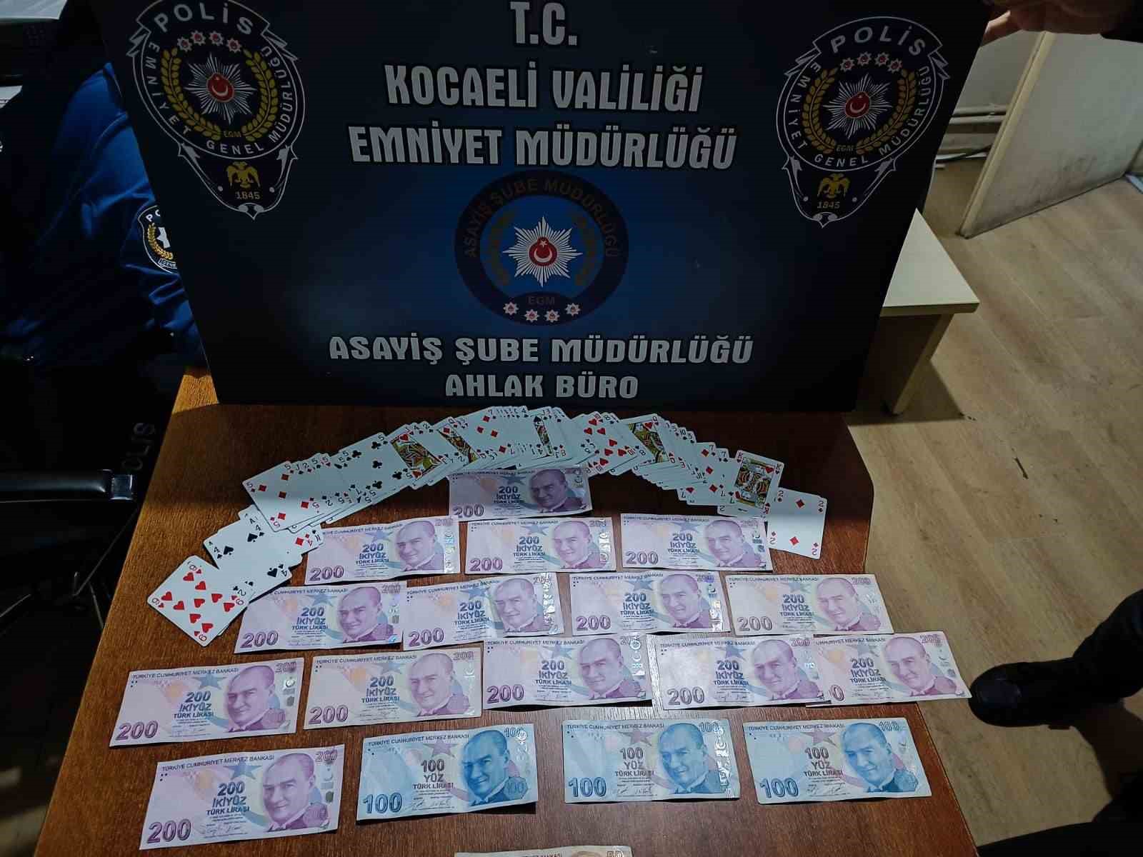 KUMAR MALZEMELERİNE VE 3 BİN 150 TL'YE EL KONULDU.