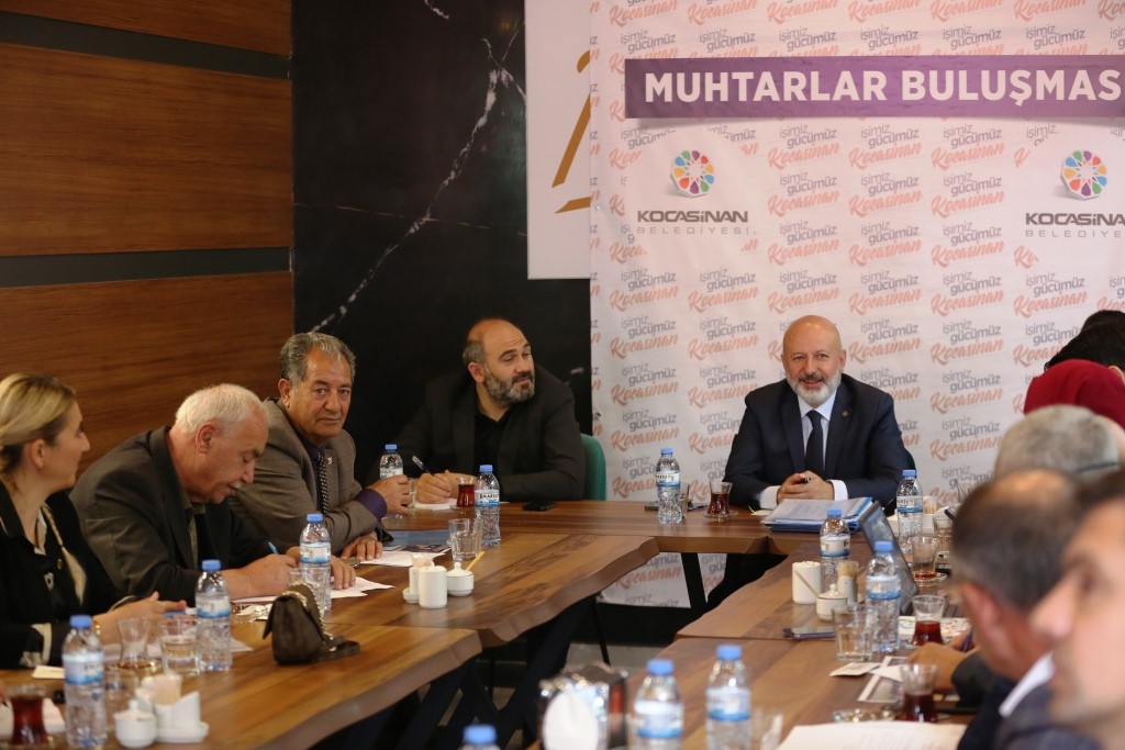 KOCASİNAN BELEDİYE BAŞKANI AHMET ÇOLAKBAYRAKDAR, MUHTARLAR TOPLANTILARI ÇERÇEVESİNDE 5’İNCİ VE