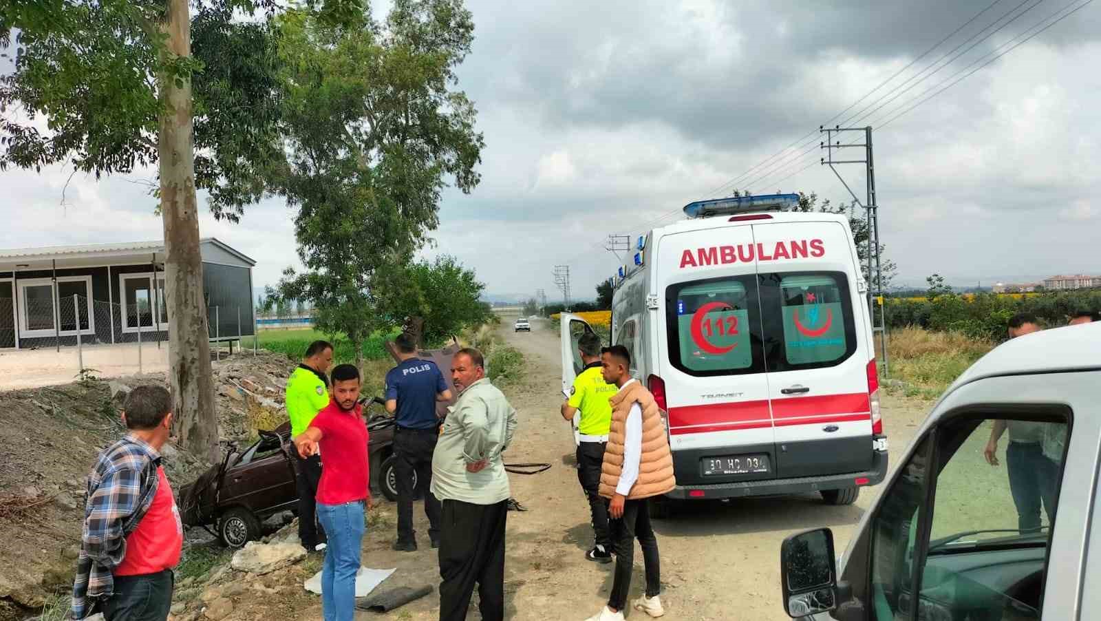 OSMANİYE’NİN DÜZİÇİ İLÇESİNDE, KONTROLDEN ÇIKAN OTOMOBİLİN SULAMA KANALINA UÇTUĞU KAZADA