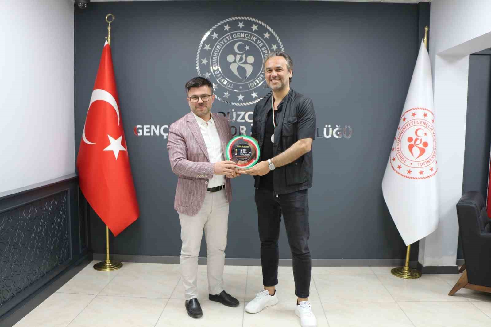 İTALYA TAKIMLAR BİLARDO LİGİ ŞAMPİYONASINDA İKİNCİ OLAN MİLLİ SPORCU SAVAŞ