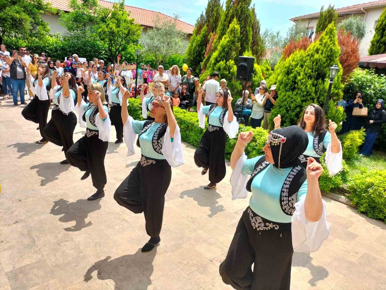 KÖYCEĞİZ’DE HAYAT BOYU ÖĞRENME HAFTASI SERGİ AÇILIŞI İLE BAŞLADI