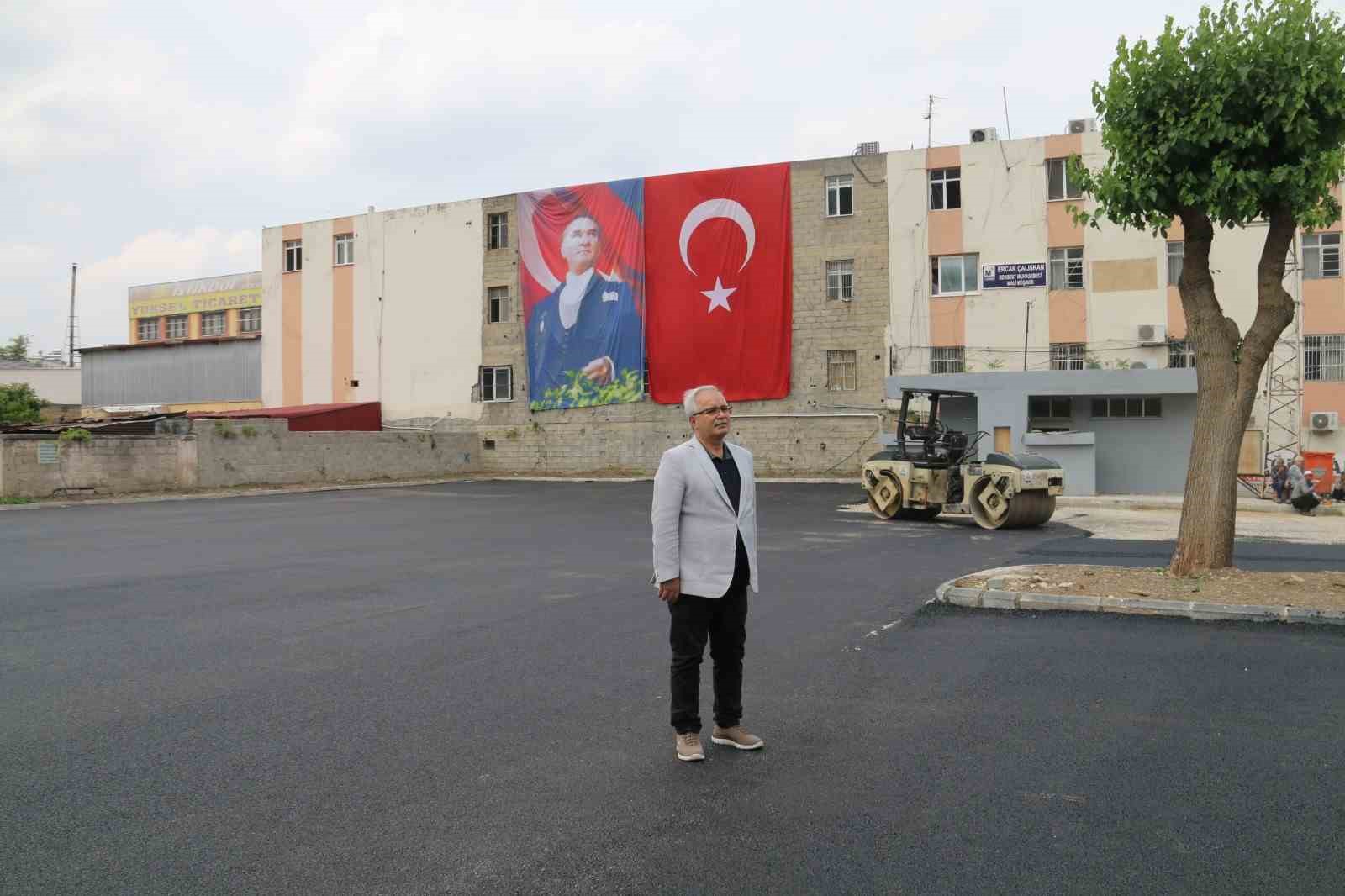 KOZAN’A YENİ KENT MEYDANI