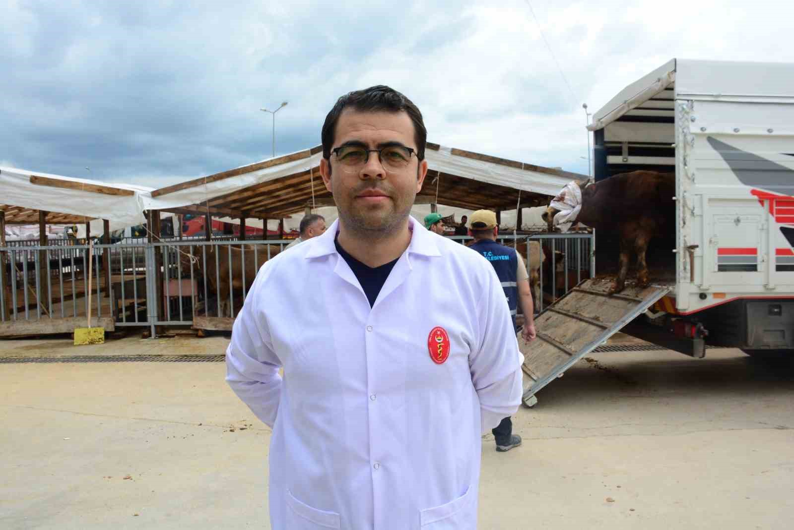 YAKLAŞAN KURBAN BAYRAMI ÖNCESİNDE VATANDAŞLARA KURBAN ALIMINDA VE KESİMİNDE UYARILARDA