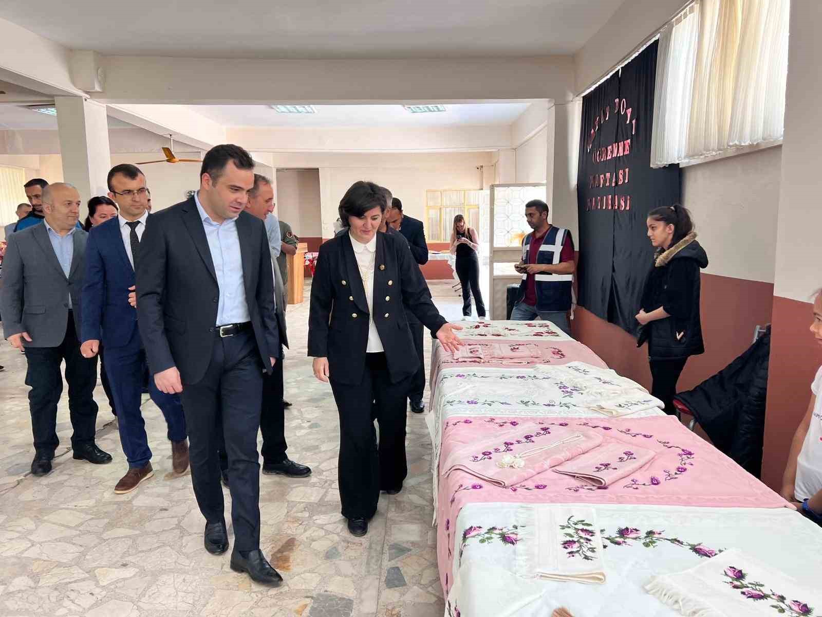KASTAMONU’NUN HANÖNÜ İLÇESİNDE HALK EĞİTİM MERKEZİ TARAFINDAN DÜZENLENEN HAYAT BOYU