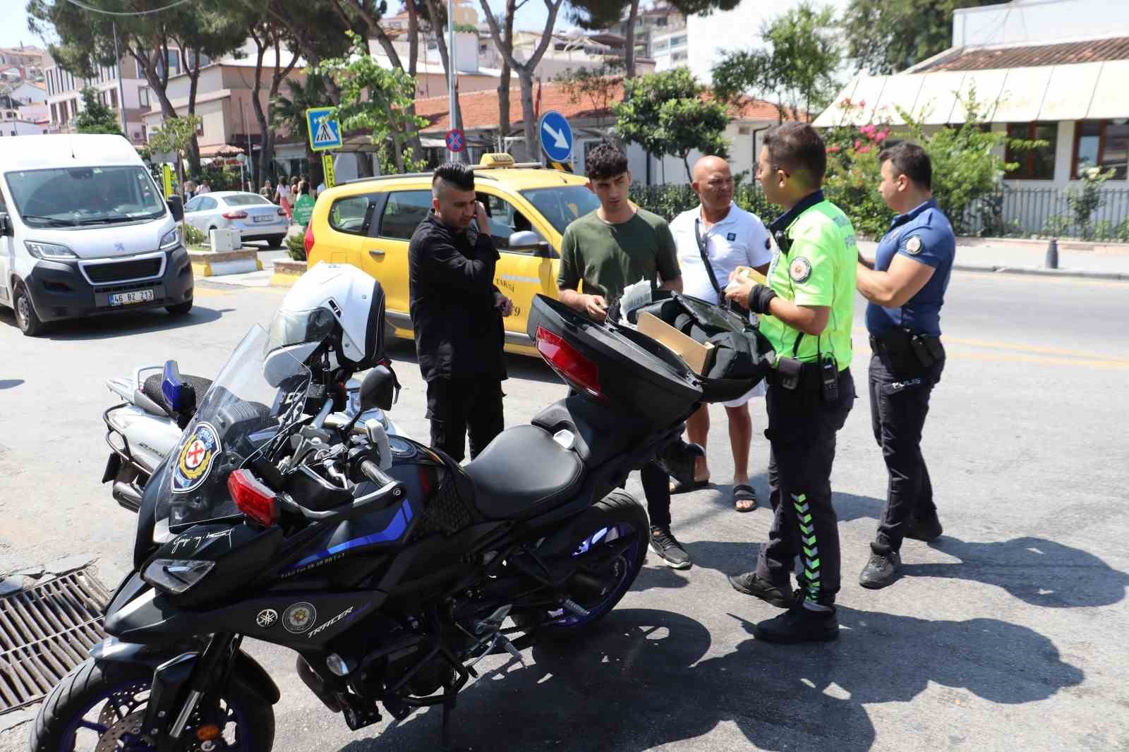 KUŞADASI’NDA KURALLARA UYMAYAN MOTOSİKLET SÜRÜCÜLERİNE REKOR CEZA
