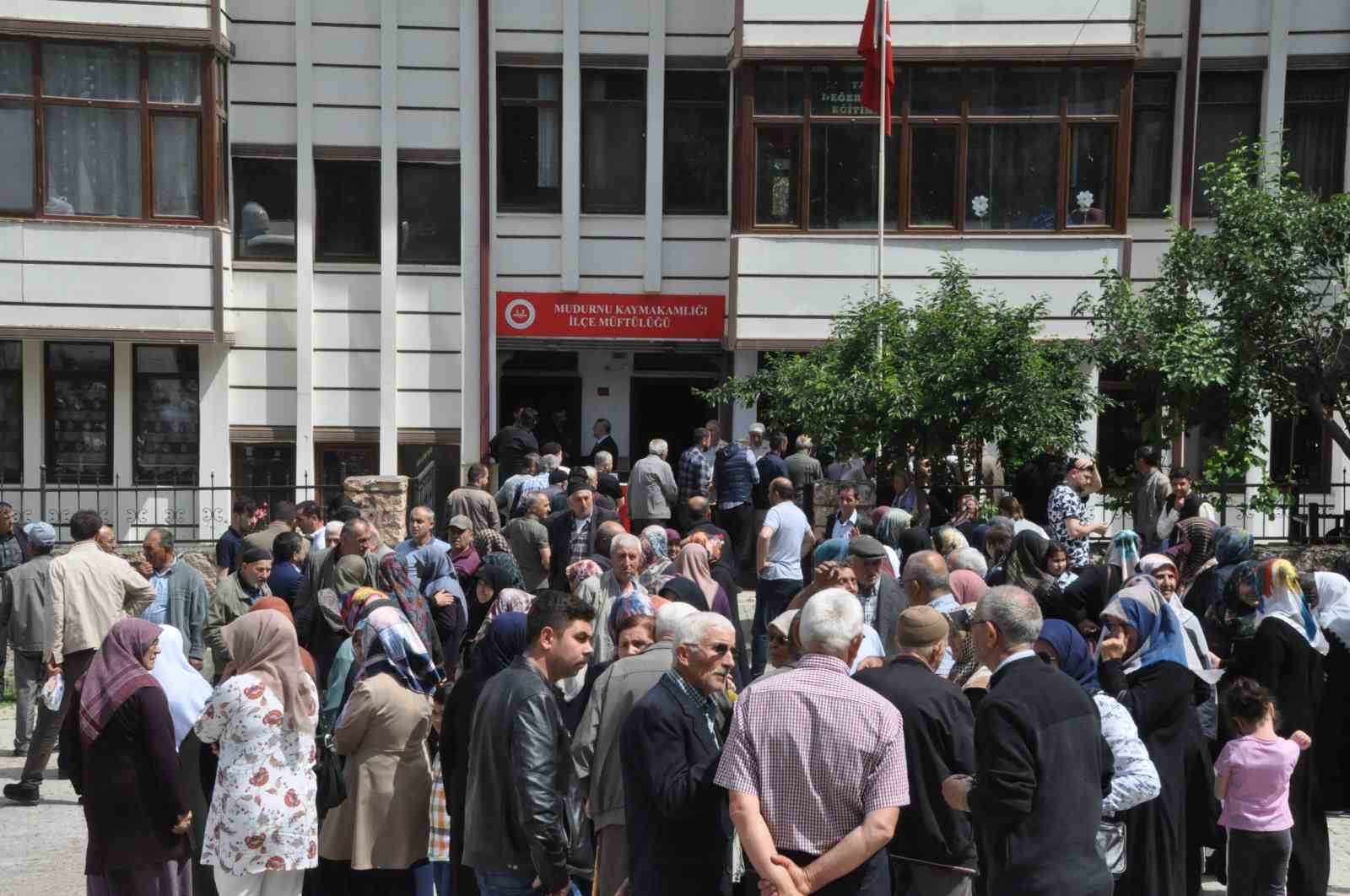 BOLU’NUN MUDURNU İLÇESİNDE 29 HACI ADAYI KUTSAL TOPRAKLARA DUALARLA UĞURLANDI.