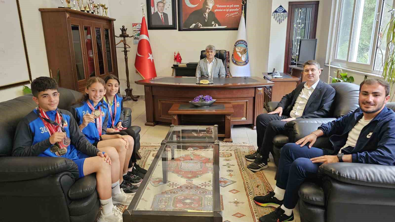 KUYUCAKLI SPORCULAR MADALYAYA DOYMUYOR