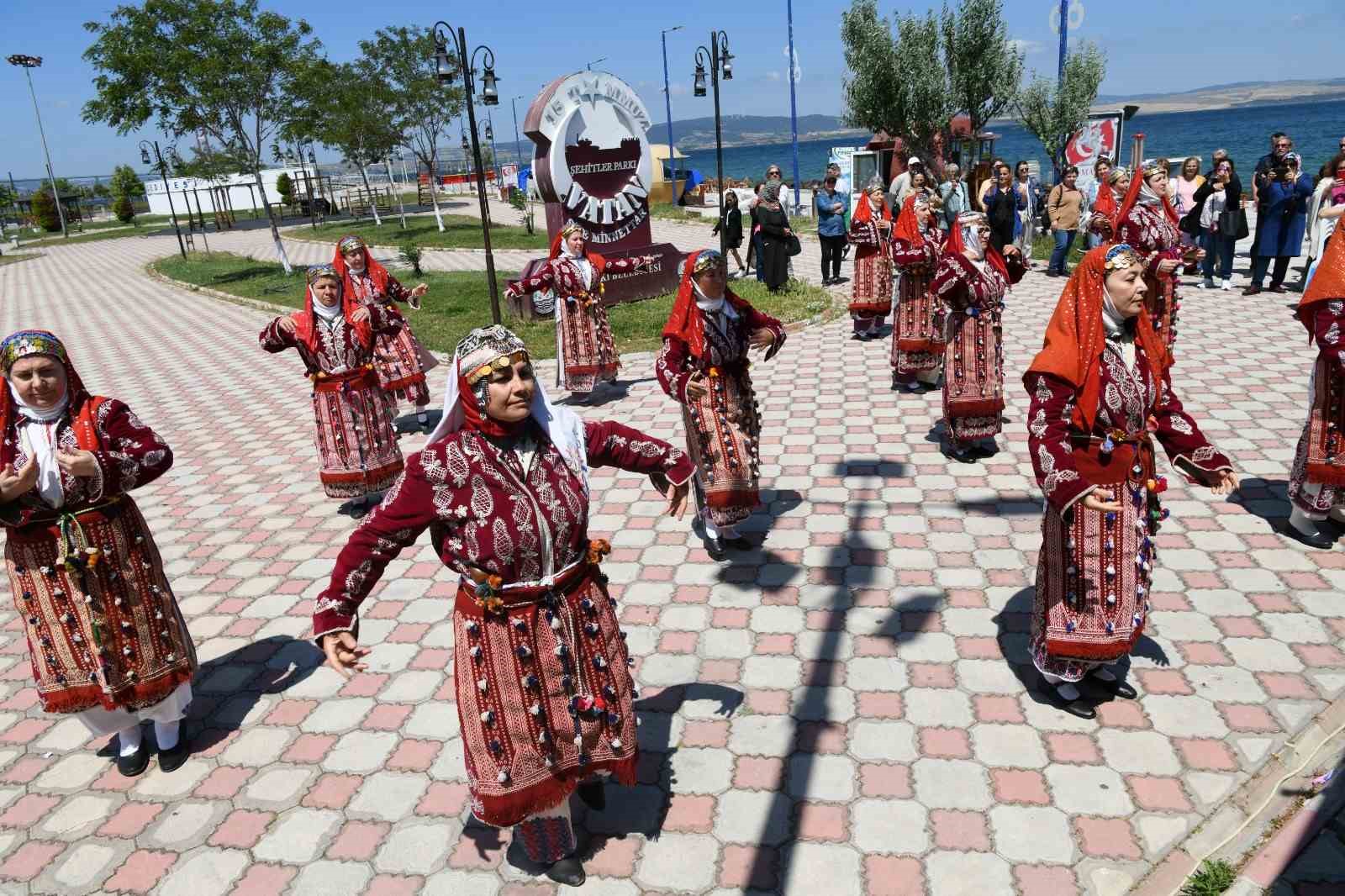 ÇANAKKALE’NİN LAPSEKİ İLÇESİNDE MİLLİ EĞİTİM MÜDÜRLÜĞÜ HALK EĞİTİM MERKEZİ ‘HAYAT