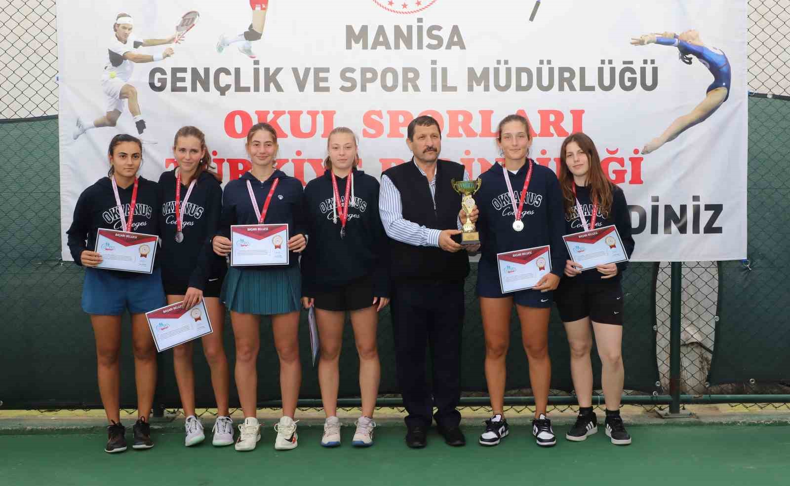 OKUL SPORLARI GENÇLER TENİS TÜRKİYE BİRİNCİLİĞİ MÜSABAKALARI SONA ERDİ. DERECEYE