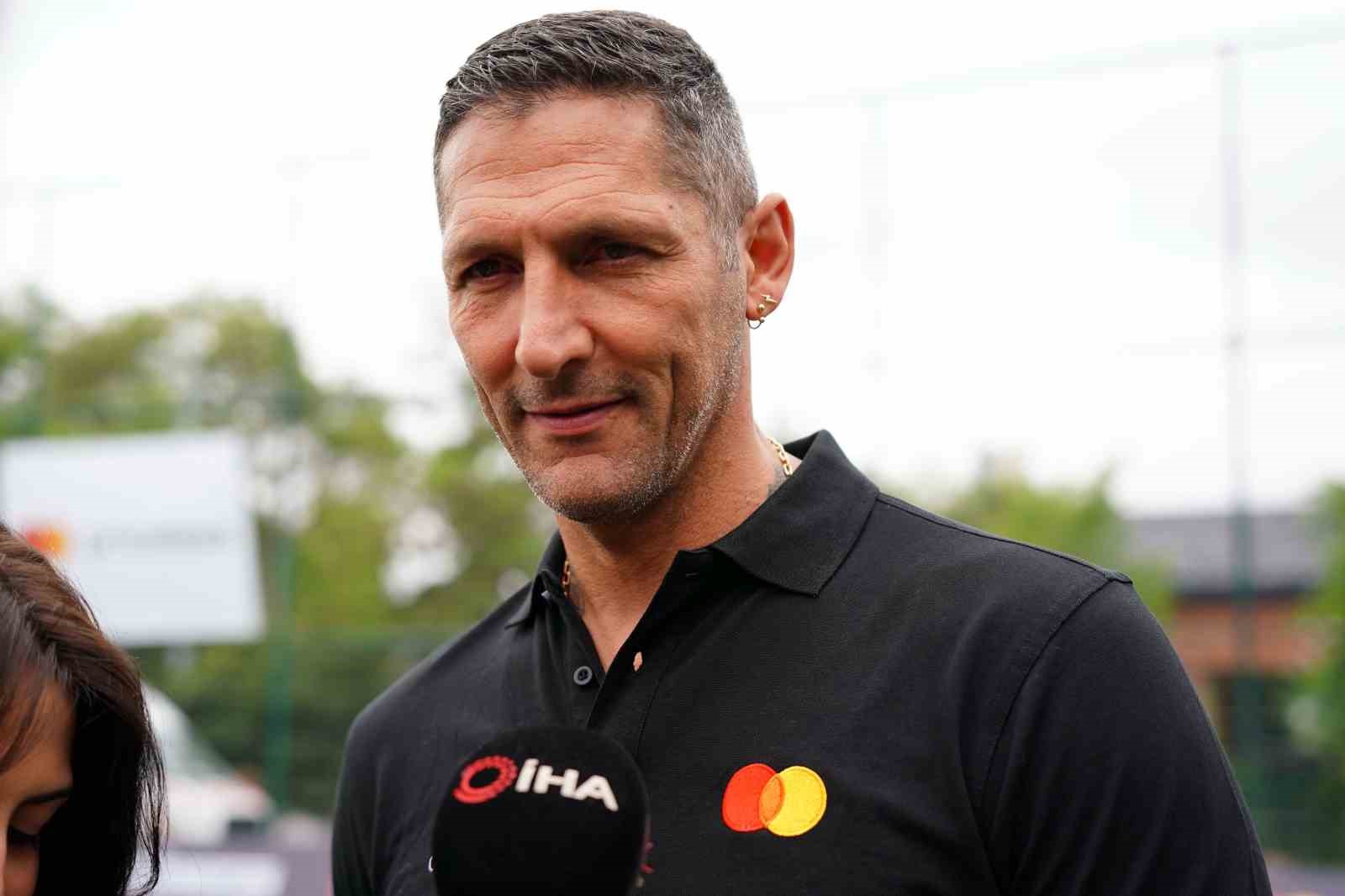 İTALYAN FUTBOLUNUN EFSANE OYUNCULARINDAN MARCO MATERAZZİ, SÜPER LİG’DEN TEKLİF GELMESİ