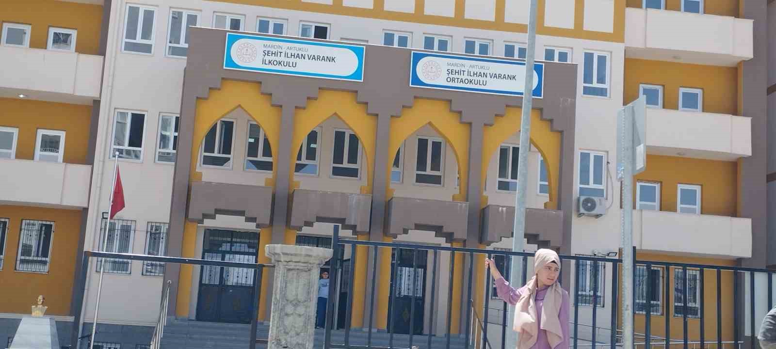 MARDİN'DE LGS SINAVI İÇİN İLK OTURUM BAŞLADI.