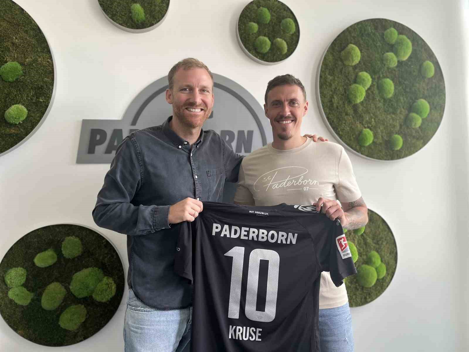 BİR DÖNEM FENERBAHÇE FORMASI DA GİYEN ALMAN FUTBOLCU MAX KRUSE,