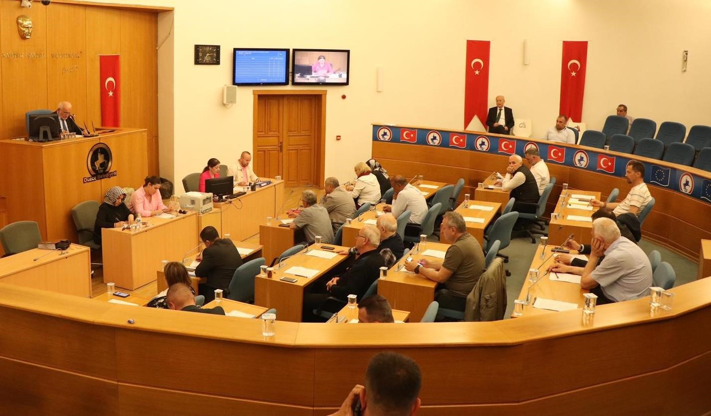 DÜZCE BELEDİYESİ HAZİRAN AYI MECLİS TOPLANTILARI GERÇEKLEŞTİRİLEN İKİNCİ TOPLANTI İLE