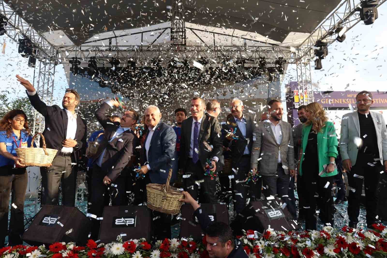 ZEYTİNBURNU BELEDİYESİ TARAFINDAN 24 YILDIR DÜZENLENEN MERKEZEFENDİ GELENEKSEL TIP FESTİVALİ’NİN