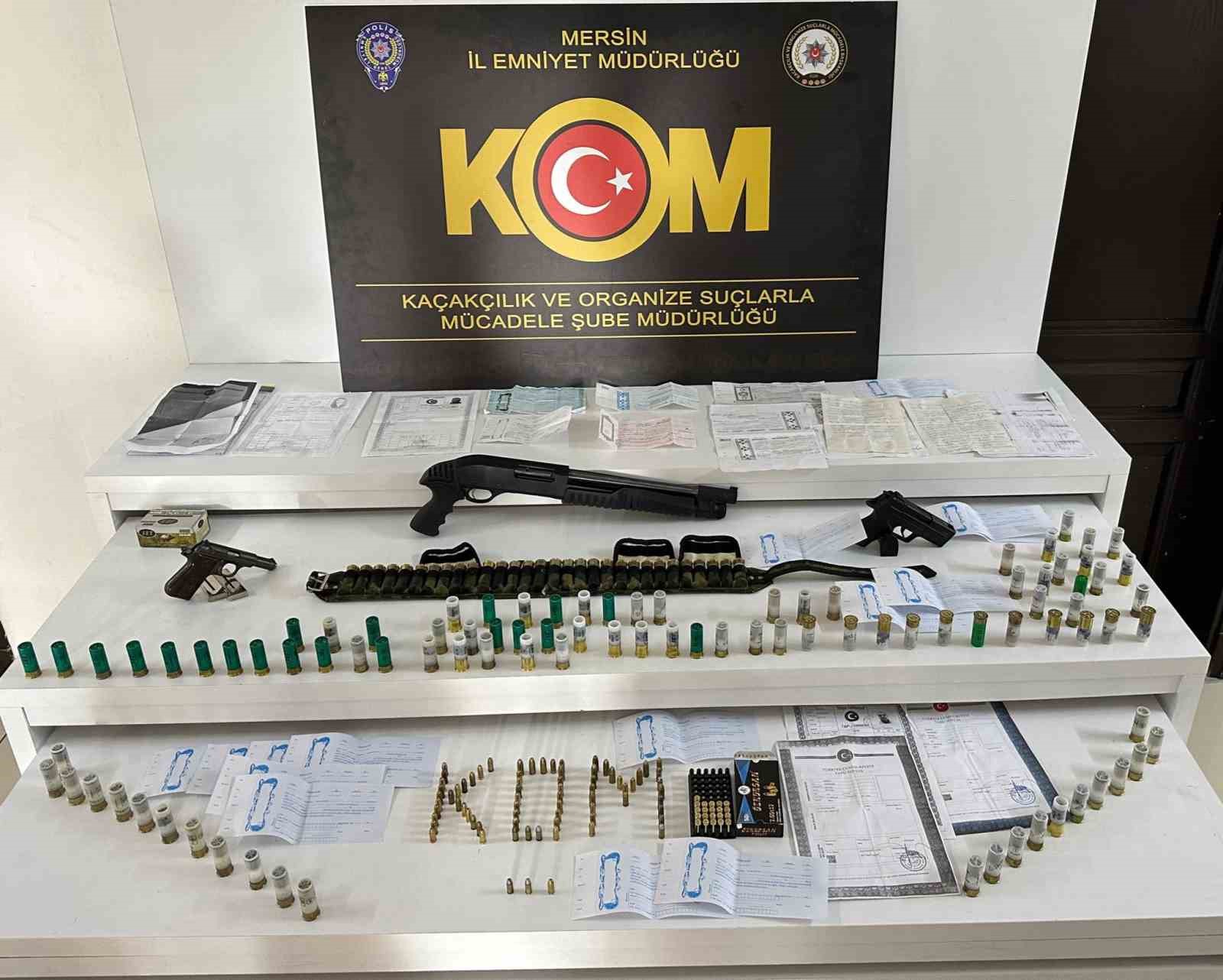 MERSİN MERKEZLİ 2 İLDE TEFECİLİK VE DOLANDIRICILIK YAPTIKLARI İLERİ SÜRÜLEN