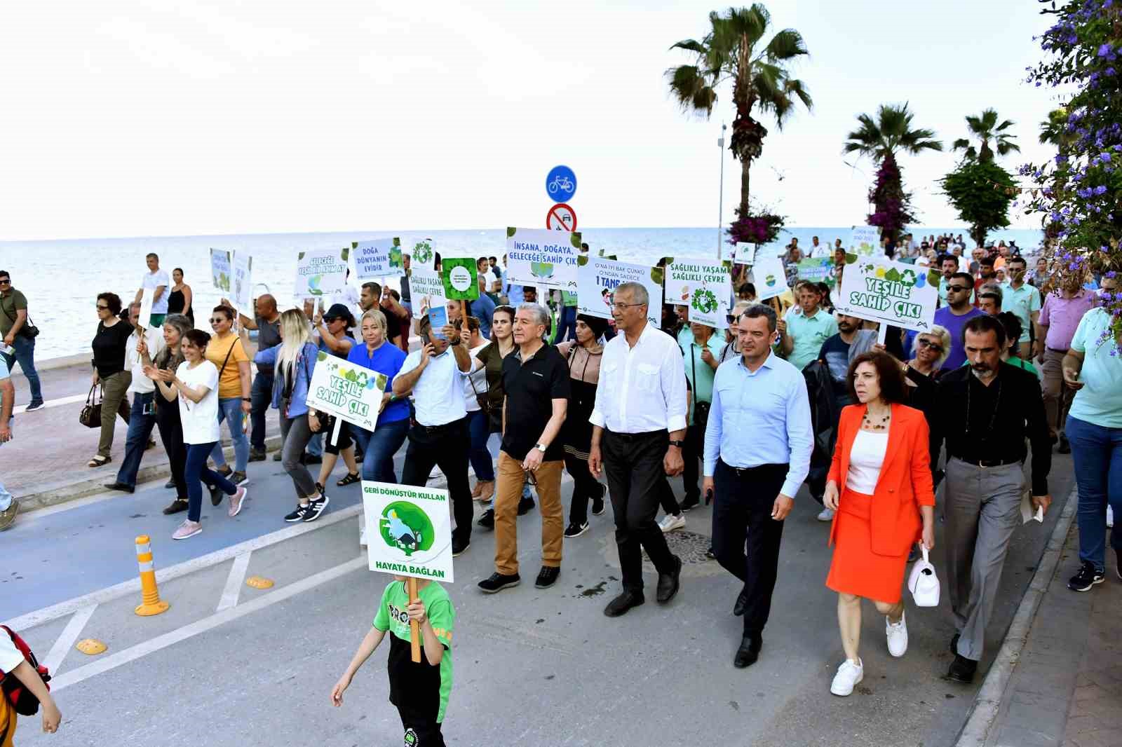 MERSİN BÜYÜKŞEHİR BELEDİYESİ, ÇEVRE HAFTASI ÇERÇEVESİNDE FARKINDALIK OLUŞTURAN BİR ETKİNLİĞE