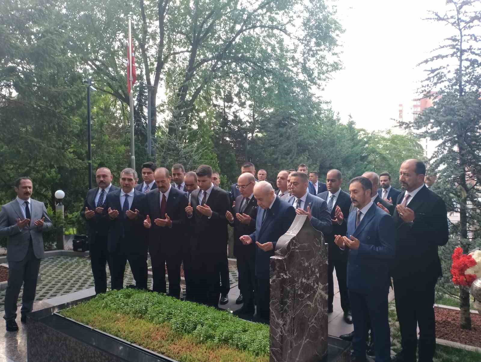 MİLLİYETÇİ HAREKET PARTİSİ (MHP) GENEL BAŞKANI DEVLET BAHÇELİ, BAYRAM NAMAZININ