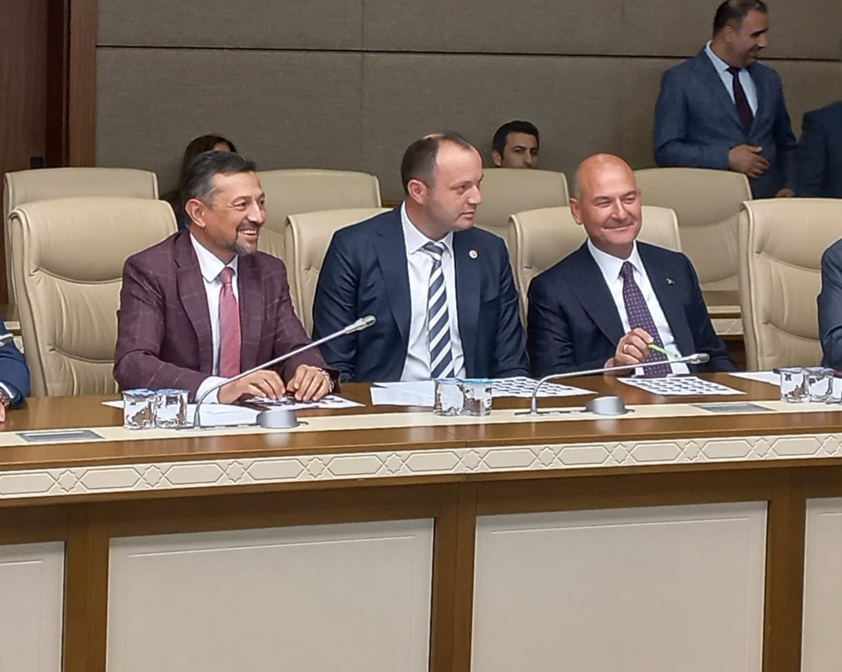 MİLLETVEKİLİ AHMET ERBAŞ’A TBMM'DE ÜST DÜZEY GÖREV  (SOLDA)