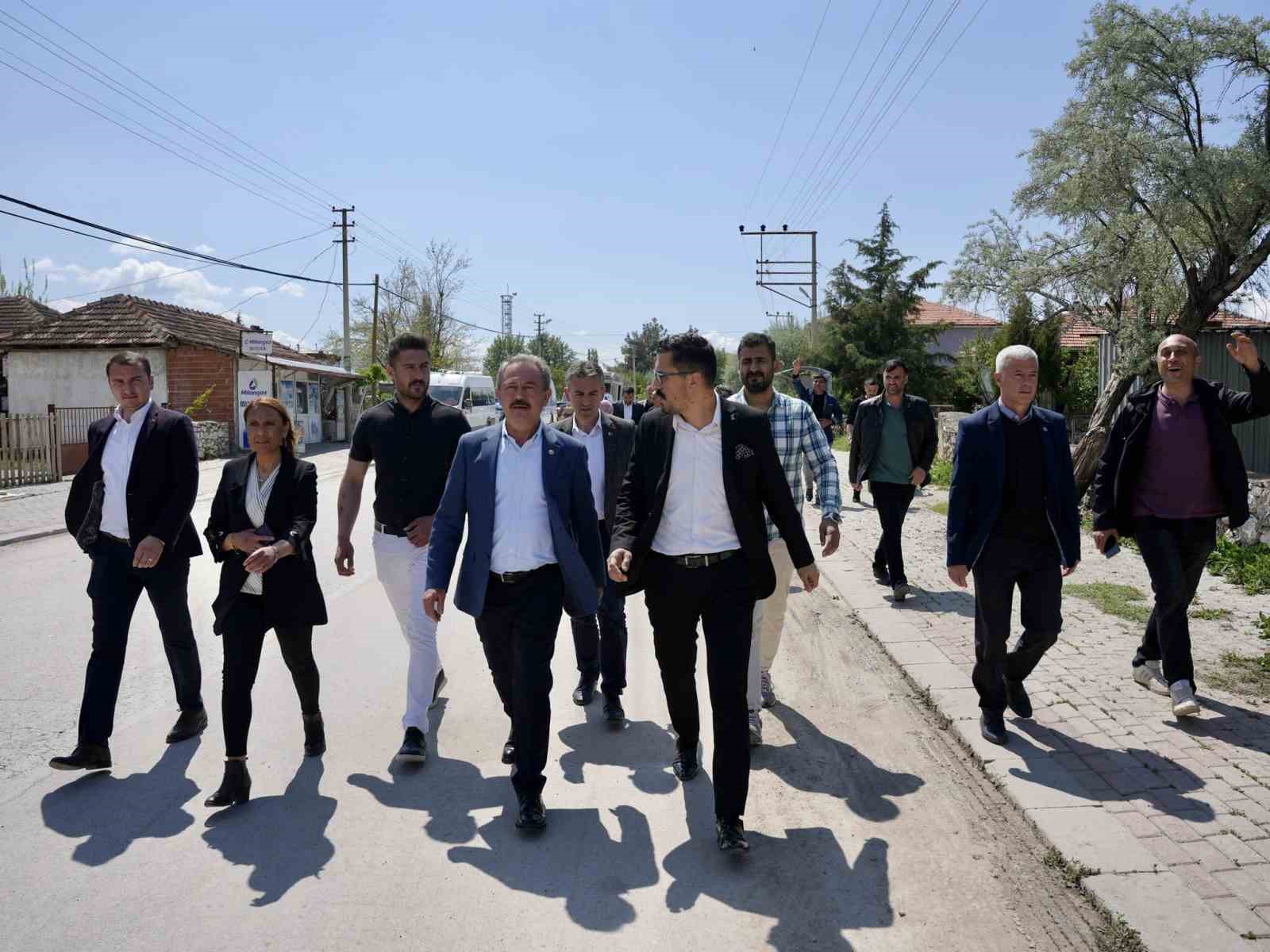 AK PARTİ DENİZLİ MİLLETVEKİLİ ŞAHİN TİN, BOZKURT İLE ÇARDAK ARASINDA