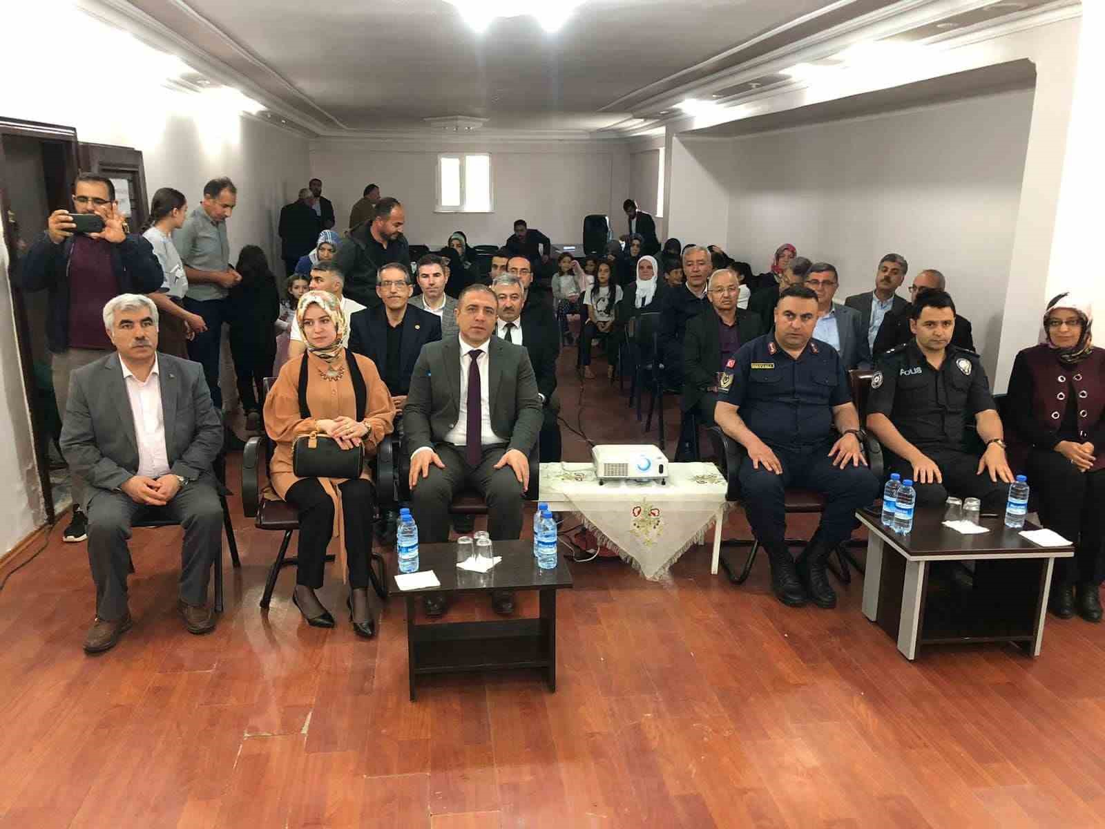 MİNİK KALPLER  MEZUNİYET HEYECANI YAŞADI