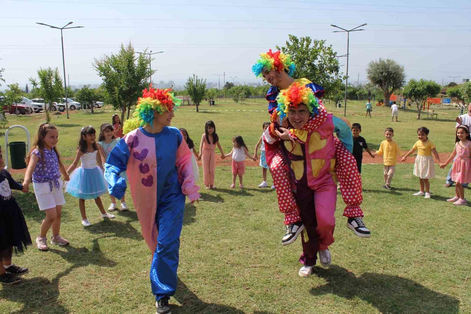 MERSİN MEZİTLİ ZEKİ KOYUNCUOĞLU İLKÖĞRETİM OKULU 1. SINIF ÖĞRENCİLERİNCE DÜZENLENEN