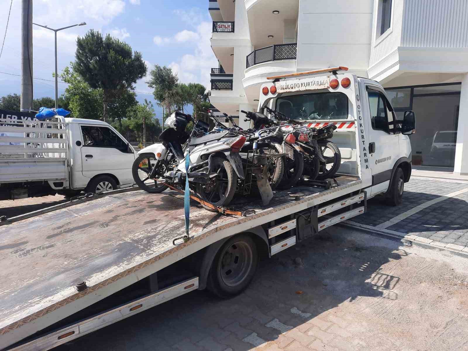 BALIKESİR'İN EDREMİT VE HAVRAN İLÇESİNDE JANDARMANIN DRON DESTEKLİ OPERASYONUNDA 7