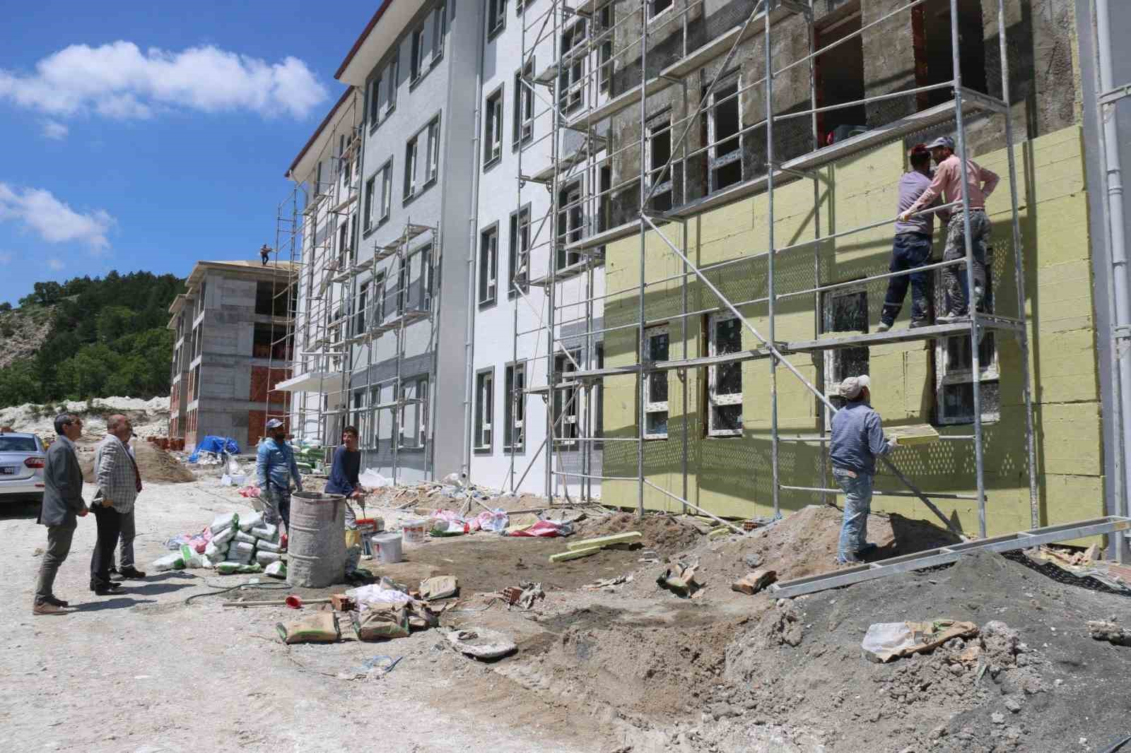 MÜDÜR BAŞYİĞİT, 2023 YILI EĞİTİM YATIRIMLARINI YERİNDE İNCELEDİ