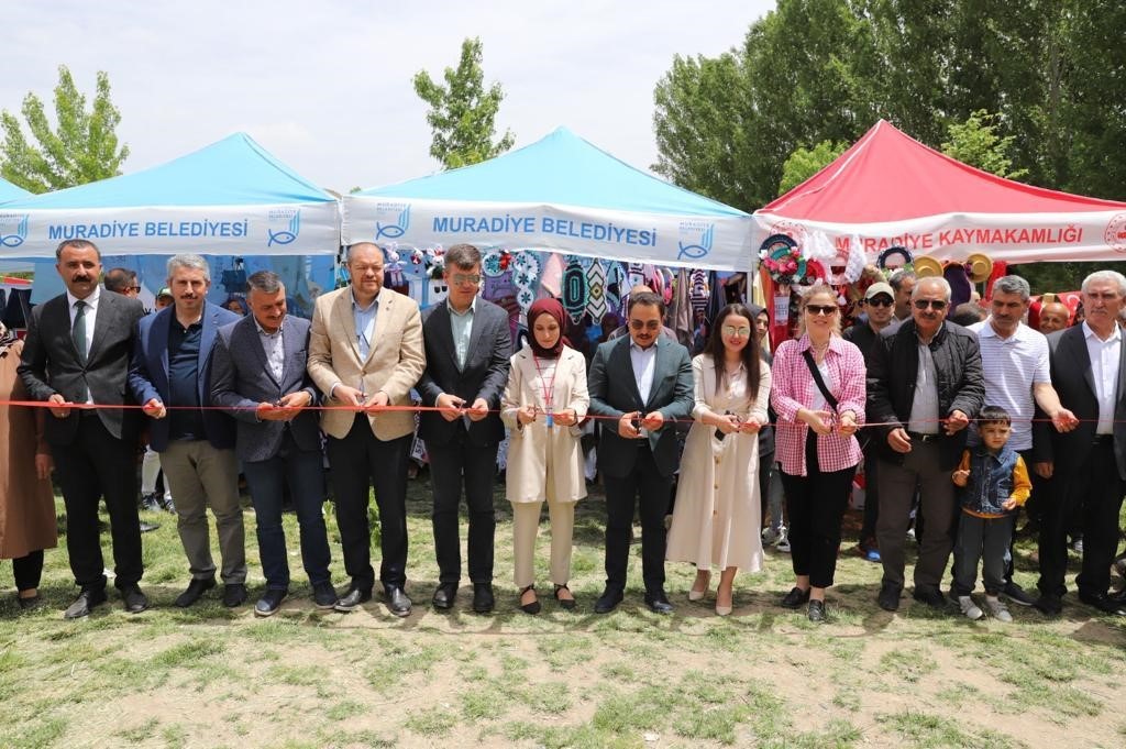 VAN’IN MURADİYE HALK EĞİTİM MERKEZİ MÜDÜRLÜĞÜ KOORDİNESİNDE HAYAT BOYU ÖĞRENME