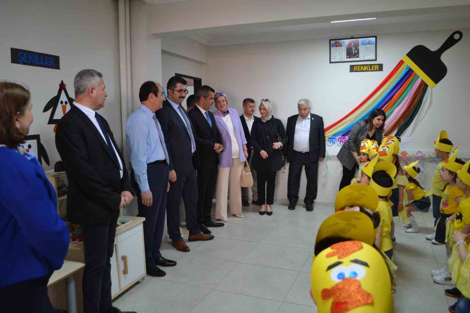 MUSTAFAKEMALPAŞA’DA YIL İÇERİSİNDE 12 BİNDEN FAZLA KURSİYERLE BİRÇOK ALANDA EĞİTİM