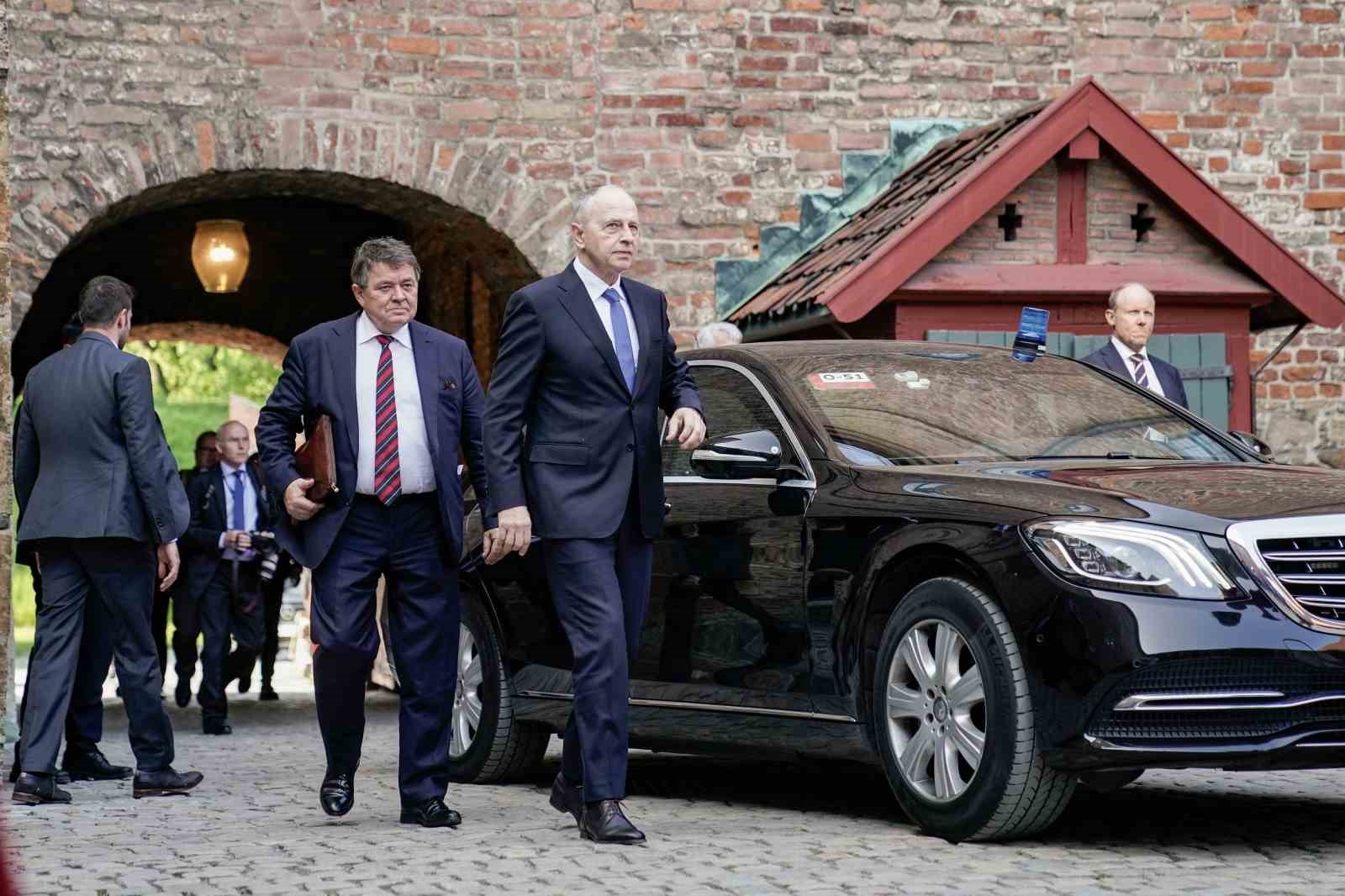 NATO DIŞİŞLERİ BAKANLARI, NORVEÇ'İN BAŞKENTİ OSLO'DA NORVEÇ KRALI V. HARALD'IN