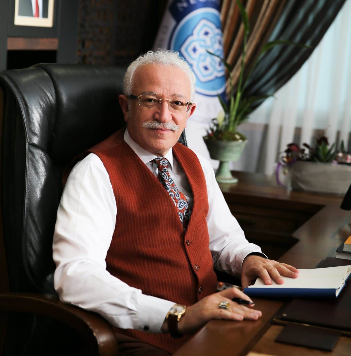 NECMETTİN ERBAKAN ÜNİVERSİTESİ REKTÖRÜ PROF. DR. CEM ZORLU, "ÖNEMLİ AKADEMİK