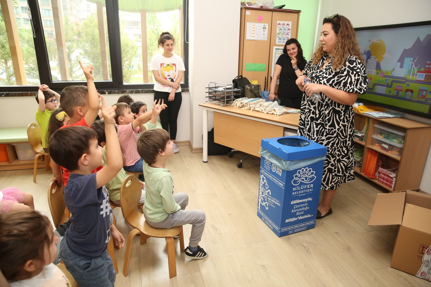 İKLİM KRİZİ VE ÇEVRE SORUNLARINA DUYARLILIK GÖSTEREREK, ÖZELLİKLE ÇOCUKLARA ÇEVRE