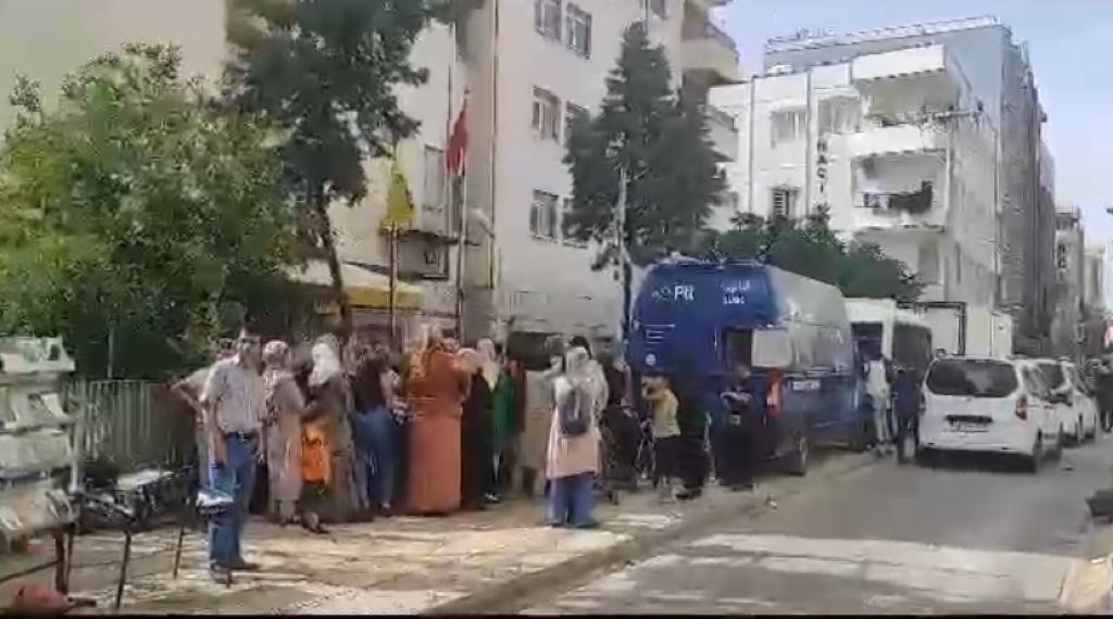 MARDİN’İN 115 BİN ÜZERİ NÜFUSLU NUSAYBİN İLÇESİ, DEPREMDEN DOLAYI HASARLI