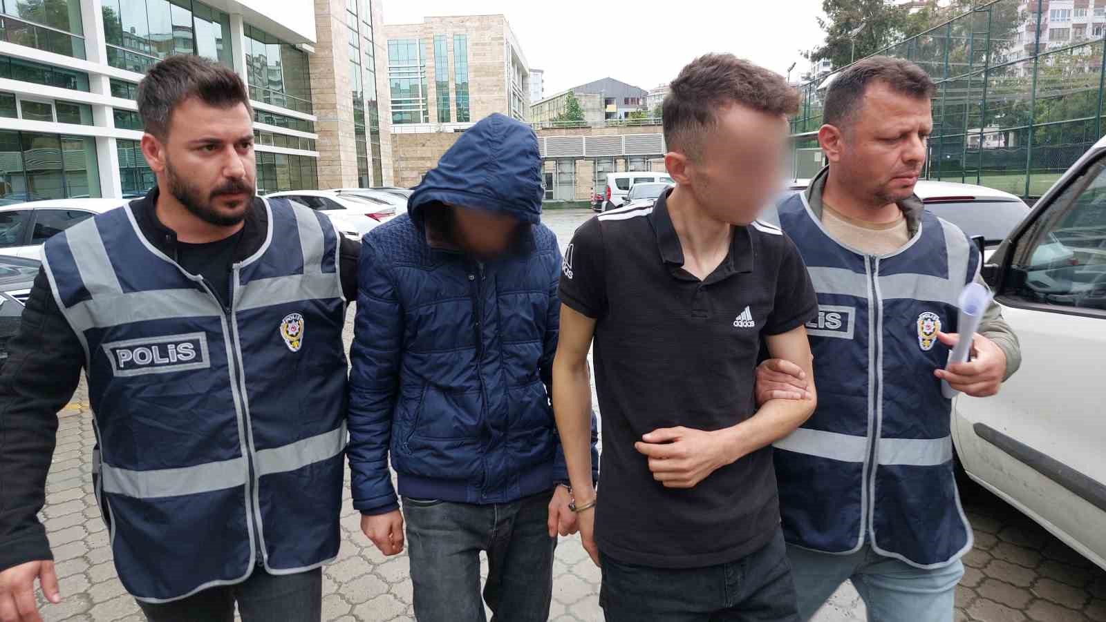 M.K. (23) VE K.C.K.(23)  TUTUKLANDILAR.