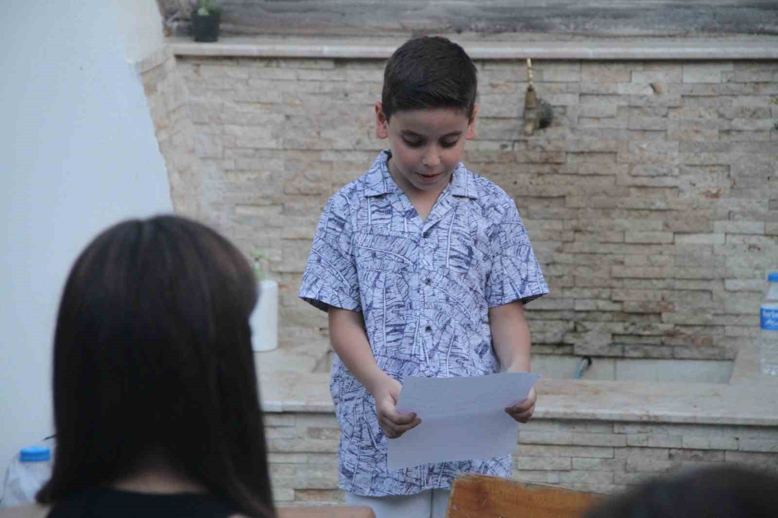 AYDIN'DA ZOR ŞARTLARDA EĞİTİM HAYATINI TAMAMLAYAN ADNAN MENDERES ÜNİVERSİTESİ ÖĞRETİM