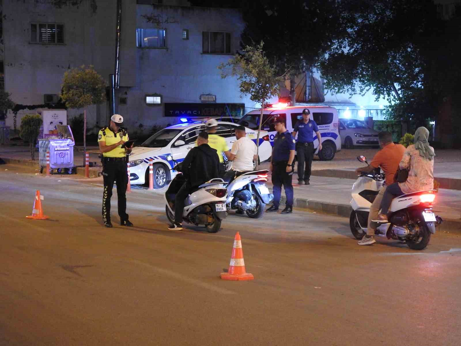 KİLİS’TE  SON ZAMANLARDA ÖLÜMLÜ TRAFİK KAZALARININ ARTMASININ ARDINDAN POLİS