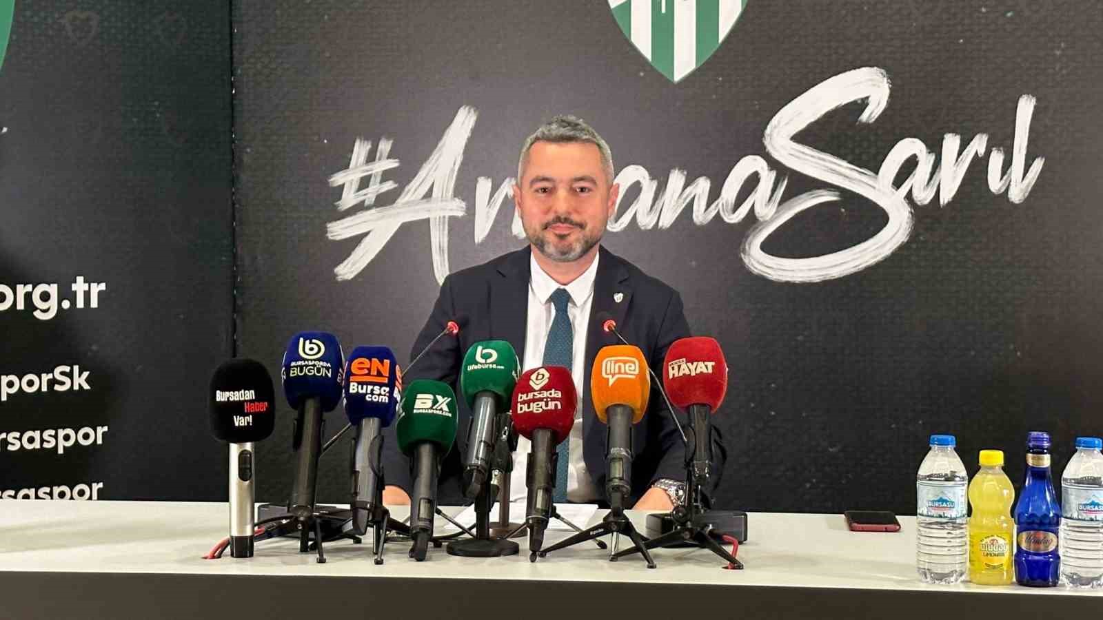 BURSASPOR KULÜBÜ BAŞKANI ÖMER FURKAN BANAZ, RESMİ OLARAK İSTİFA ETMEDEN